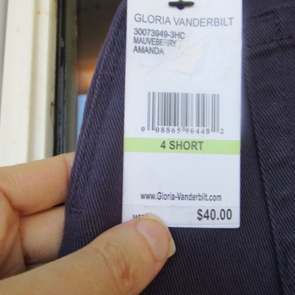 Gloria Vanderbilt Amanda classic rise tapered leg soft touch jean 4 short - Picture 10 of 10